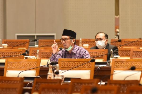 Anggota DPR RI Al Muzzammil Yusuf menyampaikan tiga tuntutan terkait kasus Tes Wawasan Kebangsaan (TWK) pada seleksi calon ASN KPK yang bertentangan dengan amanat konstitusi.