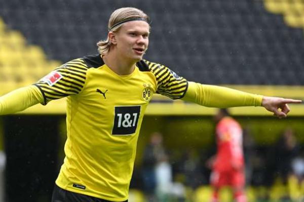 Dortmund optimistis pemain bintangnya, Erling Haaland tetap bertahan di Signal Iduna Park, pasca hengkangnya Jadon Sancho ke Manchester United.