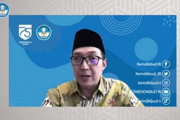 Direktur Jenderal Guru dan Tenaga Kependidikan (Dirjen GTK) Iwan Syahril mengatakan Panduan Pembelajaran Tatap Muka (PTM) Terbatas merupakan alat bantu untuk menyelenggarakan pembelajaran di masa pandemi Covid-19.