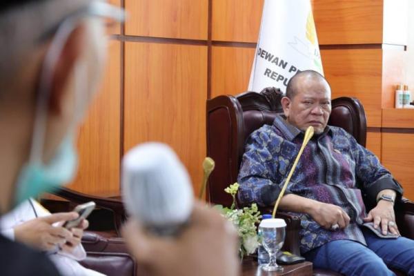 Ketua DPD RI, AA LaNyalla Mahmud Mattalitti, akan mendukung pengobatan Nusantara agar bisa setara dengan pengobatan asing.