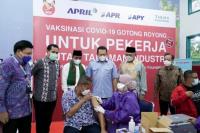 Tinjau Vaksinasi Gotong Royong PT RAPP, Bamsoet: Dukung Pemulihan Geliat Ekonomi