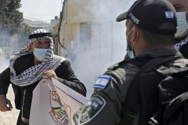 Pasukan Israel secara paksa menutup situs arkeologi Palestina di kota Nablus, Sebastia 