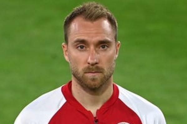 agen Eriksen Martin Schoots mengatakan bahwa penyerang Inter Milan sudah dapat berbicara.