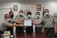 Kepala Barantan Teken Komitmen Bersama dalam Keterbukaan Informasi Publik