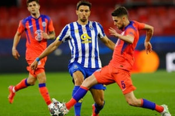 Porto menjadi tim favorit untuk mengontrak gelandang Liverpool Marko Grujic setelah masa pinjaman yang sukses di klub asal Portugal tersebut musim lalu.