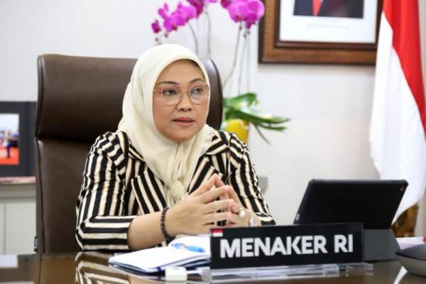 Menaker Ida mengatakan, banyaknya pekerja yang ada dalam industri ini perlu mendapat perhatian dari GAPKI agar hubungan industrial terjaga dengan baik.