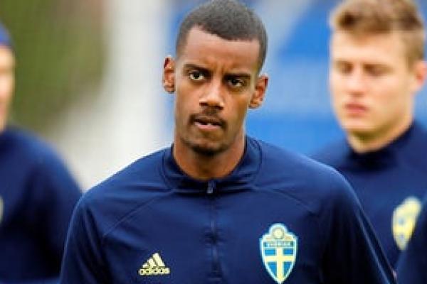 Arsenal dikabarkan siap meluncurkan tawaran untuk merekrut bomber Real Sociedad Alexander Isak di bursa transfer mendatang sebagai pengganti Pierre-Emerick Aubameyang.