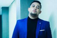 Tantangan Mark Pattie Bawakan Tetap Cinta Milik Ria Prawiro