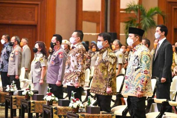 Dibawah kepemimpinan Kapolri Jenderal Listyo Sigit Prabowo, Polri terus meningkatkan kinerjanya menjadi lembaga penegak hukum yang tak hanya tegas, melainkan juga memiliki personil yang solid.