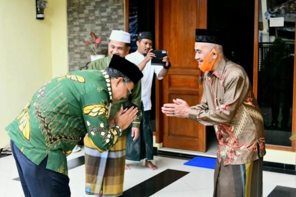 Gus Jazil mengatakan bahwa salah satu kelompok masyarakat yang mempunyai andil besar ikut memerdekakan Bangsa Indonesia adalah kaum ulama.