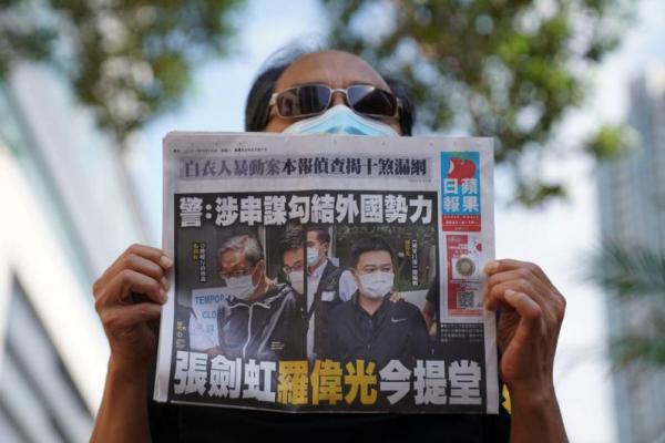Ini merupakan penangkapan terbaru dalam penyelidikan keamanan nasional terhadap taipan media Jimmy Lai.