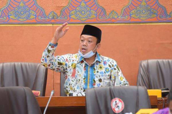 Masyarakat tidak perlu berspekulasi dan menduga-duga hal yang tidak baik, suudzon mencurigai seolah ada rekayasa, prasangka seperti itu justru tidak baik ketika terjadi musibah.