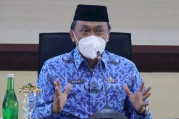 Prof. Zudan juga meminta agar PNS diwajibkan untuk melaporkan harta kekayaannya melalui LHKPN atau LHASN setiap tahun.