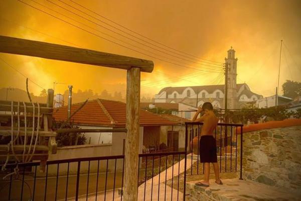 Para korban yang diduga warga negara Mesir, ditemukan tewas di dekat komunitas Odou, sebuah komunitas pegunungan di utara kota Limassol dan Larnaca.