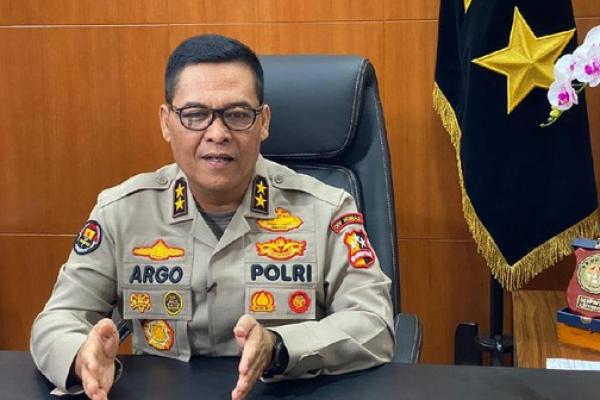 Polri memantau langsung penjualan obat dan alat kesehatan baik secara online maupun langsung.