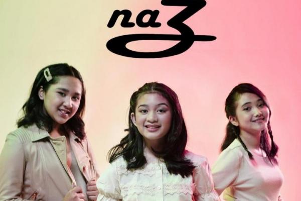 Tiga gadis remaja-Nadine, Aurely dan Zuhra- yang tergabung dalam trio NAZ resmi meluncurkan single perdana bertajuk 