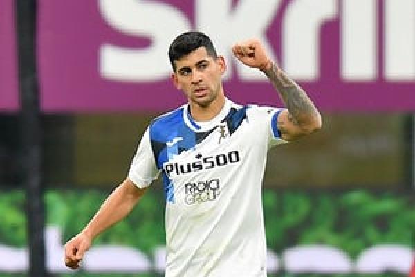 Bek Tottenham Hotspur Davinson Sanchez dikabarkan sedang dalam perjalanan ke Atalanta BC sebagai bagian dari kesepakatan untuk Cristian Romero.