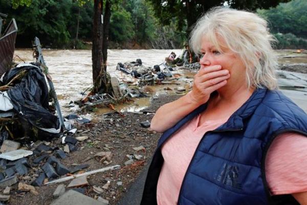 Akibat hujan lebat, tepi sungai jebol hingga masuk ke pemukiman masyarakat, meruntuhkan menara telepon, dan merobohkan rumah-rumah di sepanjang jalan. Setidaknya 157 orang tewas dan ratusan lainnya hilang per Sabtu.