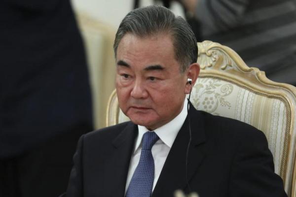 Palang Merah China akan memberikan bantuan kemanusiaan ke Ukraina. Demikian pengumuman Menteri Luar Negeri Beijing, Wang Yi, saat mengulangi seruan untuk melanjutkan pembicaraan diplomatik.