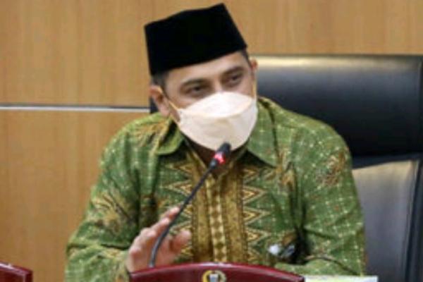 Ketua Komisi B DPRD DKI Jakarta Abdul Aziz mengatakan, untuk menjamin stabilitas harga dua unit kerja tersebut wajib rajin turun ke lapangan.