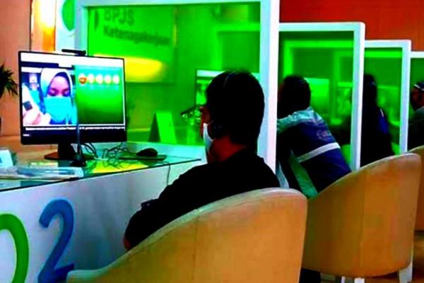 Kejaksaan Agung telah melakukan pemeriksaan dan meminta keterangan 50 orang staf hingga jajaran direksi