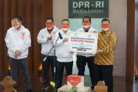 Satgas Lawan Covid-19 DPR Terima Donasi 1 Juta Masker, DPR Prioritaskan Nakes