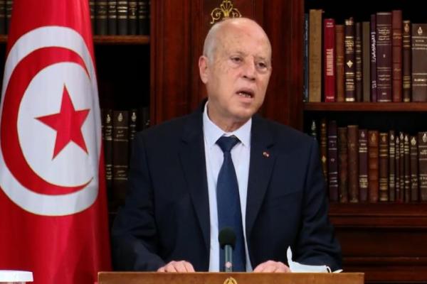 Serikat buruh Tunisia mendesak presiden untuk segera mengumumkan pemerintahan baru sekitar sembilan hari setelah ia merebut kendali eksekutif 