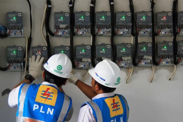 PLN berikan promo diskon 50 persen untuk penyambungan listrik baru kepada seluruh masyarakat tidak mampu dan berada di daerah Terdepan, Terluar, Tertinggal (3T)