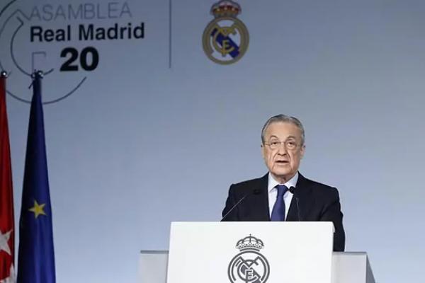 Presiden Real Madrid Florentino Perez dikabarkan tertarik untuk memboyong penyerang Villarreal Yeremi Pino ke klub.