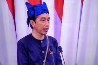 Presiden Jokowi: Pandemi Covid-19 Menerangi Sekaligus Menguatkan Masyarakat