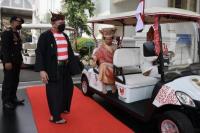 Gunakan Pakaian Madura di HUT RI, Ketua DPD Tunjukkan Penghargaan Budaya Nusantara