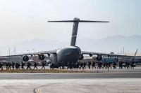 AS Perintahkan Maskapai Besar Evakuasi Warga di Afghanistan