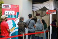 Gerakan Indonesia Pasti Bisa Buka Sentra Vaksinasi Plus Berbagi Sembako di Tebet