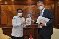 Kemendes PDTT Gandeng Bank Jerman Kembangkan BUMDes