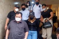 Diduga Dihina KD di Medsos, Penyidik Cecar 15 Pertanyaan ke Ayu Ting Ting