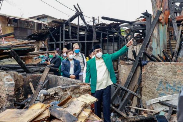 Sebanyak 60 pintu rumah yang terbakar, terdiri dari 55 kepala keluarga dan 250 jiwa.