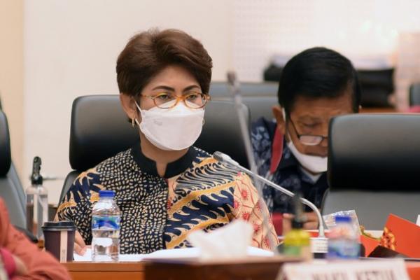 Anggota Banggar DPR RI Mercy Chriesty Barends meminta agar Bagian Rekomendasi DPR RI dalam Pertanggungjawaban Pelaksanaan Anggaran Pendapatan dan Belanja Negara (P2 APBN) tidak dihilangkan.