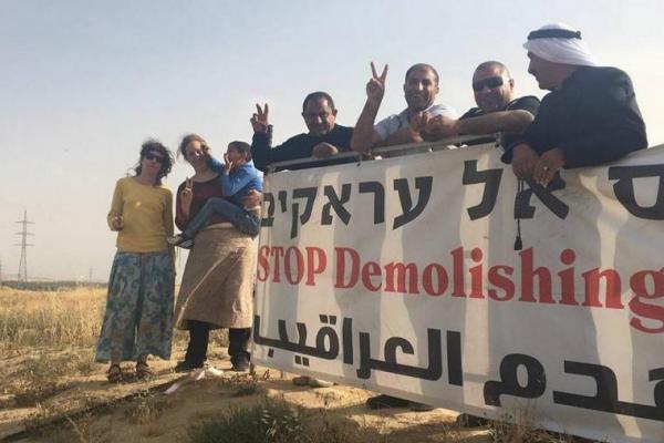 Otoritas Israel menghancurkan desa Badui Palestina Al-Araqeeb di Negev selatan untuk ke-192 kalinya.