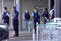 Teriak Takbir, Pendukung ISIS Tikam Pengunjung Supermarket