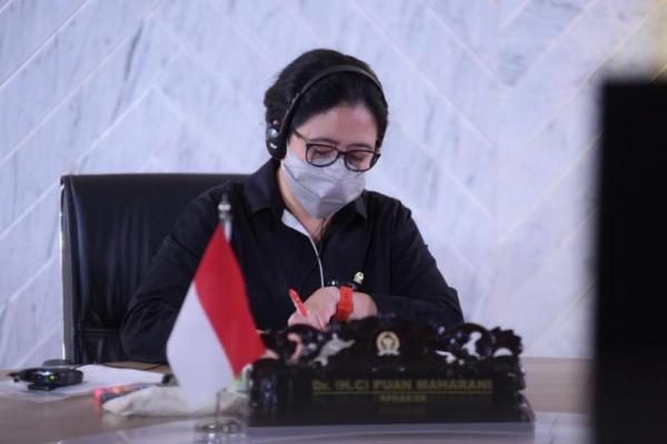 Diperlukan akses yang adil dan merata terhadap vaksin bagi semua orang. Kita perlu terus mendorong untuk berbagi vaksin dari negara yang memiliki kelebihan pasokan vaksin kepada negara yang membutuhkan.