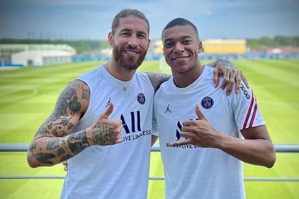 Mbappe dan Ramos Jadi Tumbal Kemenangan PSG