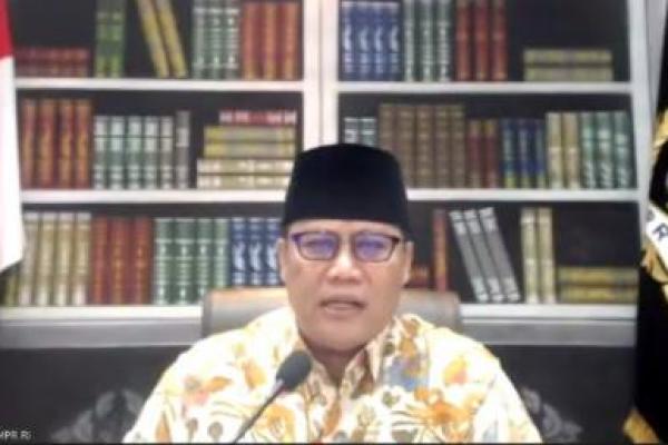 Menurut Ahmad Basarah, program gotong-royong keumatan itu dilakukan dalam rangka melaksanakan amanat Undang-Undang Republik Indonesia Nomor 34 tahun 2014 Tentang Pengelolaan Keuangan Haji.