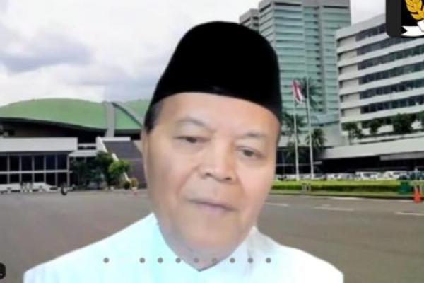 PKS sebagai partai politik Islam meyakini bahwa tradisi-tradisi yang baik di masyarakat harus terus dilanjutkan.