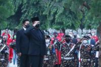 Pimpin Pemakaman Sabam Sirait, Ketua MPR: Beliau Gambaran Ideal Perpaduan Idealisme dan Integritas