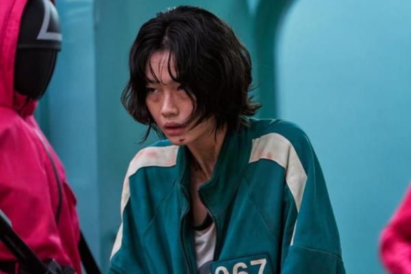 Dalam drama Korea Selatan bergenre thriller itu, nomor ponsel diberikan kepada calon kontestan untuk ambil bagian dalam sebuah permainan hidup atau mati demi uang.