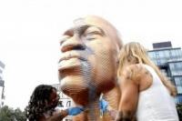 Belum Lama Diresmikan, Patung George Floyd Dirusak