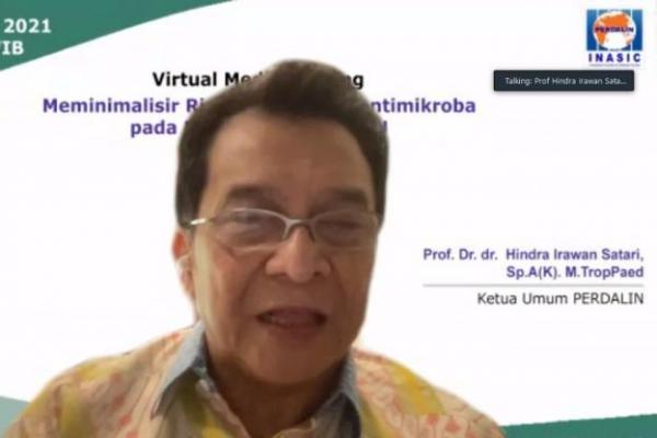 AMR merupakan tantangan di bidang kesehatan manusia dan kesehatan hewan dengan skala global yang perlu segera ditekan penyebarannya