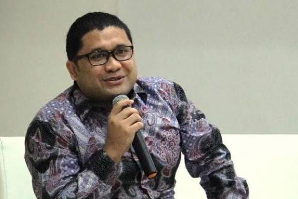 Pemerintah Indonesia juga terus mewaspadai berbagai risiko global yang terjadi. Pandemi Covid-19 hingga saat ini masih terus menjadi fokus perhatian pemerintah.