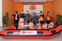 Antisipasi Bencana, SiCepat Salurkan Perahu Karet Lengkap ke Kabupaten Bekasi