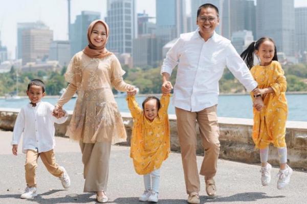 Keluarga dokter Yassin Bintang keluarkan single Di Rumah Aja, ajarkan anak Indonesia hindari Covid-19.